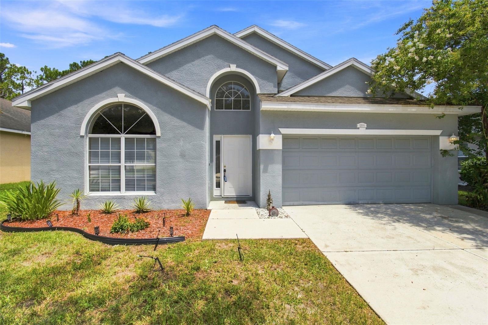 12118 Colony Lake Blvd, New Port Richey, FL 34654