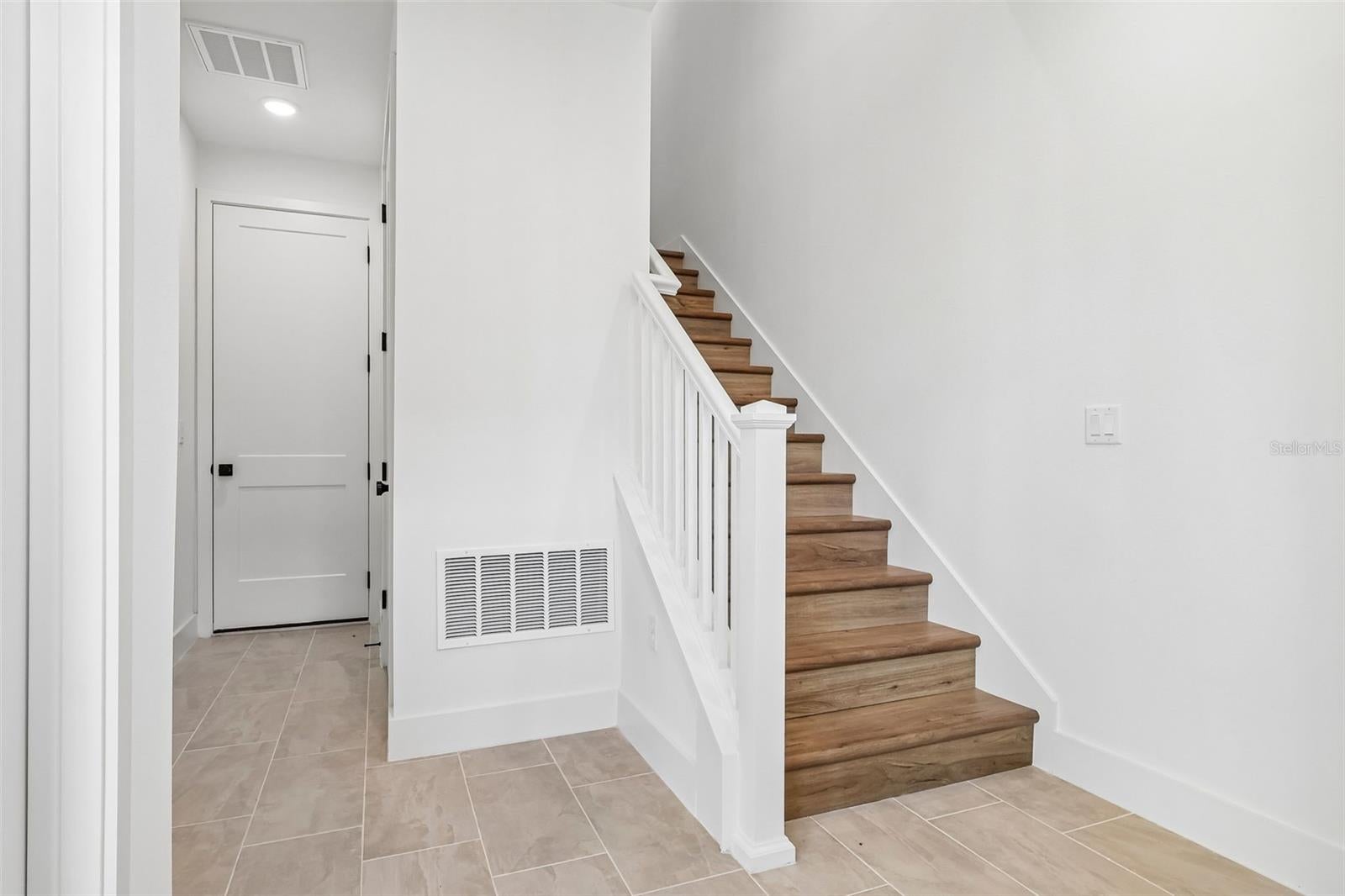 15075 Groveside Rd, Winter Garden, FL 34787 photo