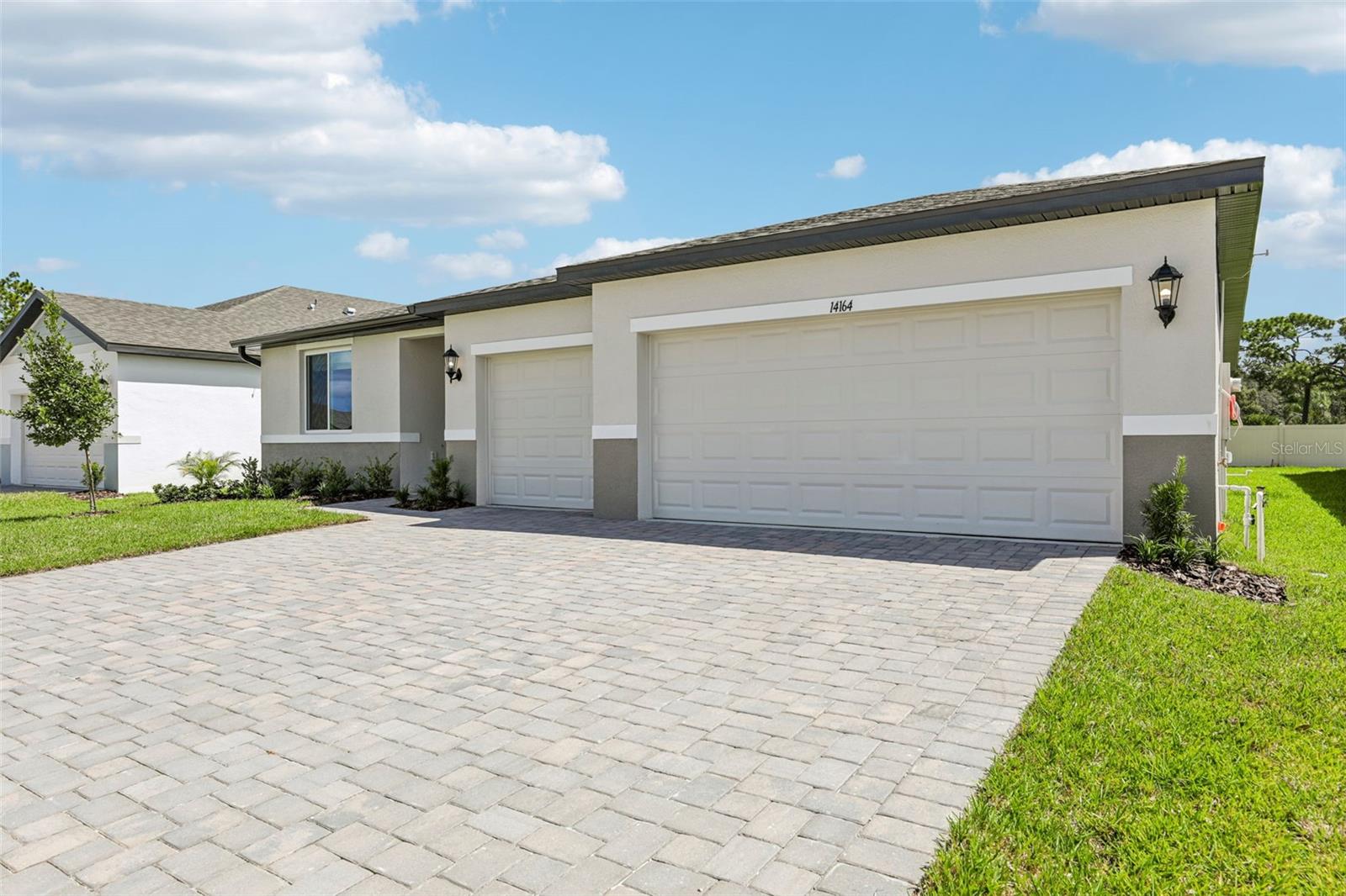 14164 Harvest Pines Ln, Hudson, FL 34669 photo