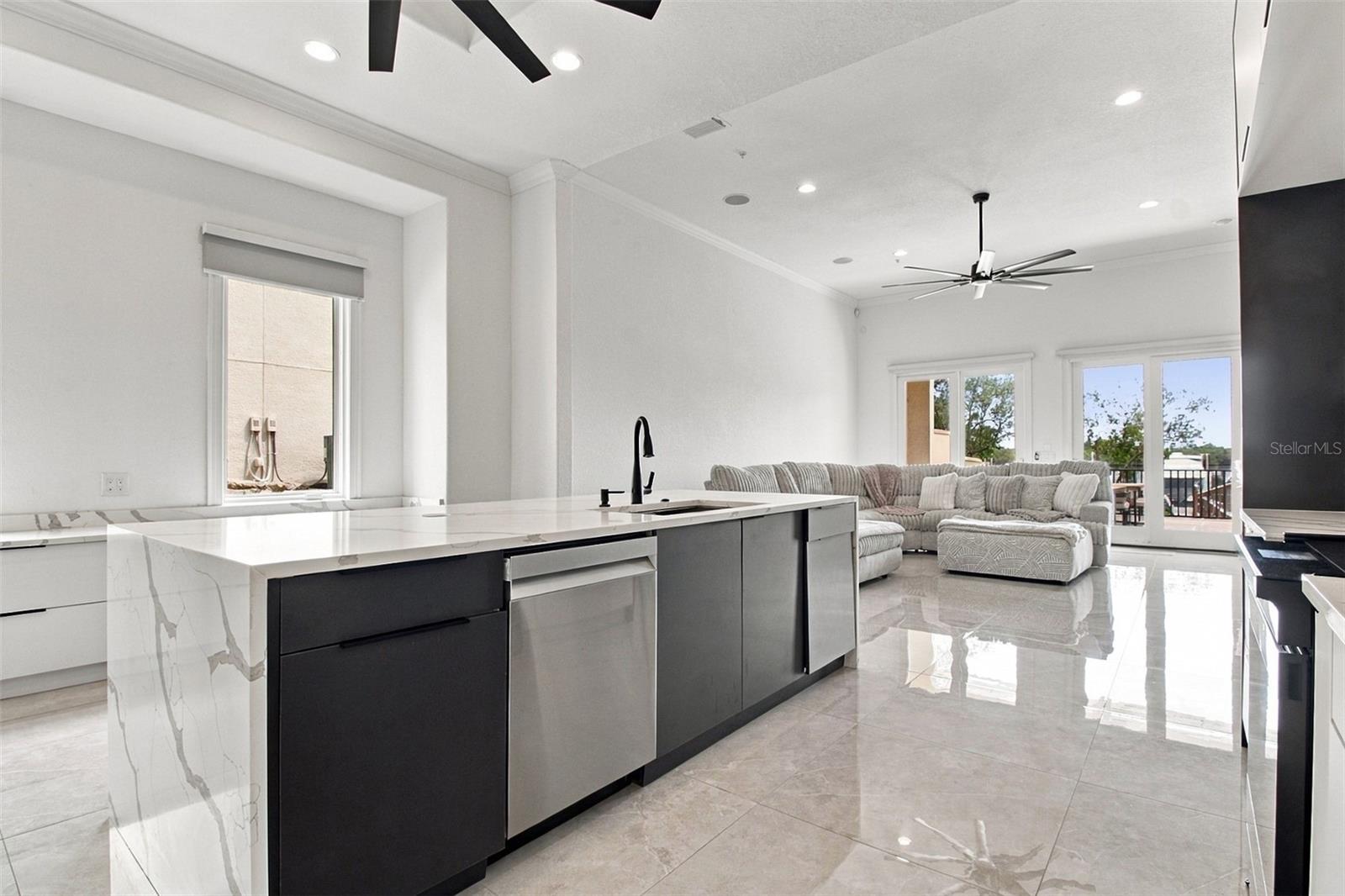 1022 Paseo De Rio #1022, Saint Petersburg, FL 33702 photo