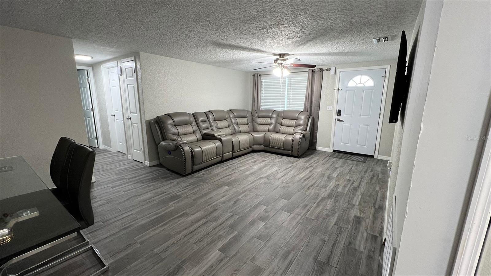 2705 Gardner Pl, Holiday, FL 34691 photo
