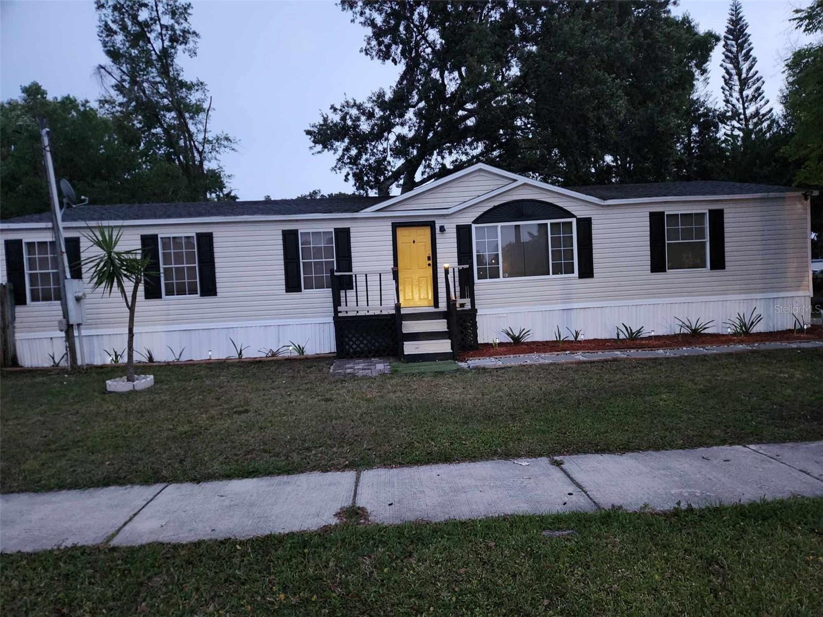 9653 4 Ave, Orlando, FL 32824 photo