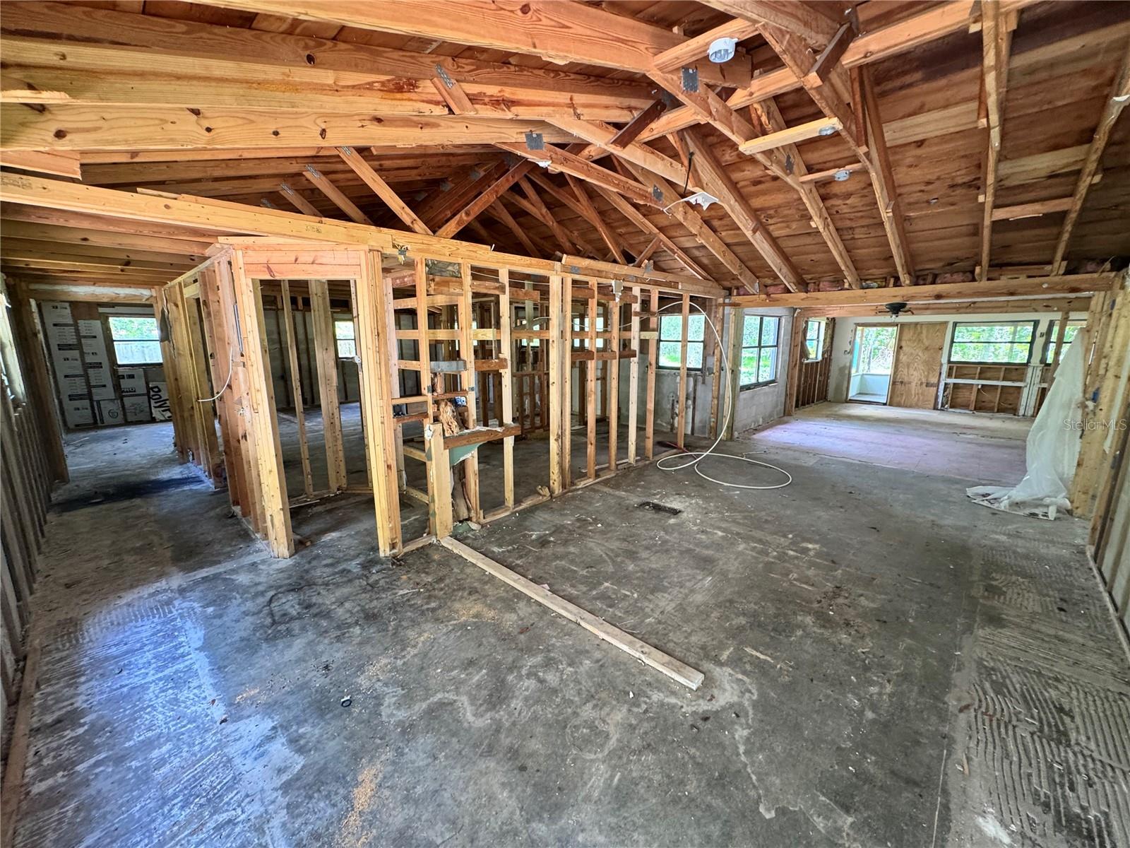 9010 Maiden Ln, Aripeka, FL 34679 photo