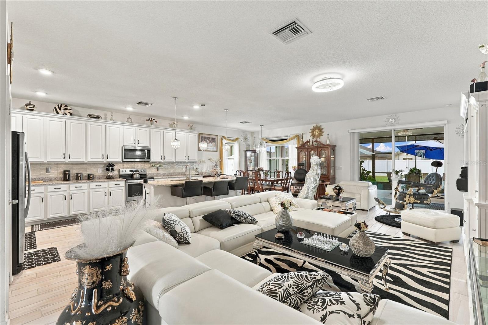 944 Windsor Way, Spring Hill, FL 34609 photo
