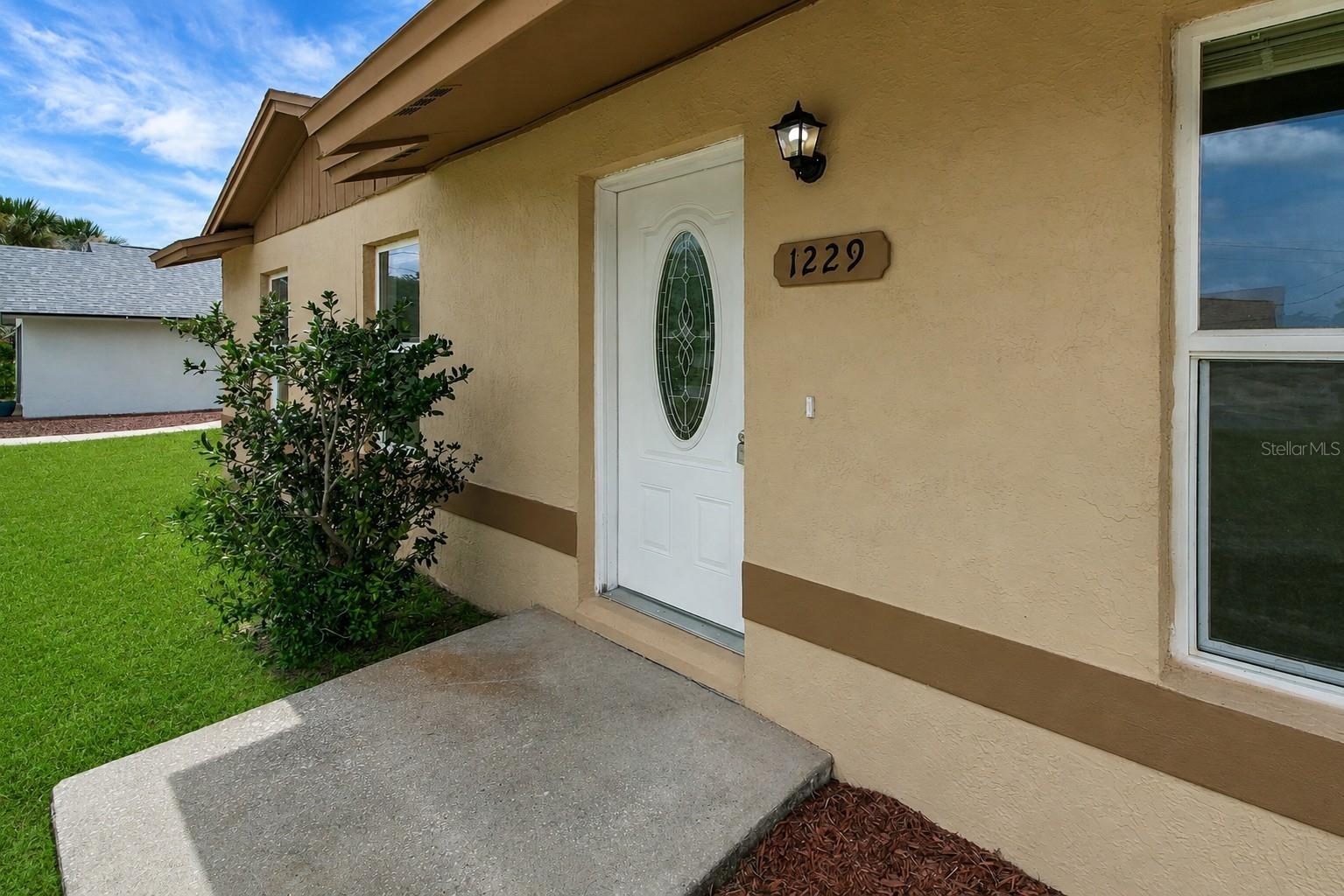 1229 Padgett Cir, Lady Lake, FL 32159 photo