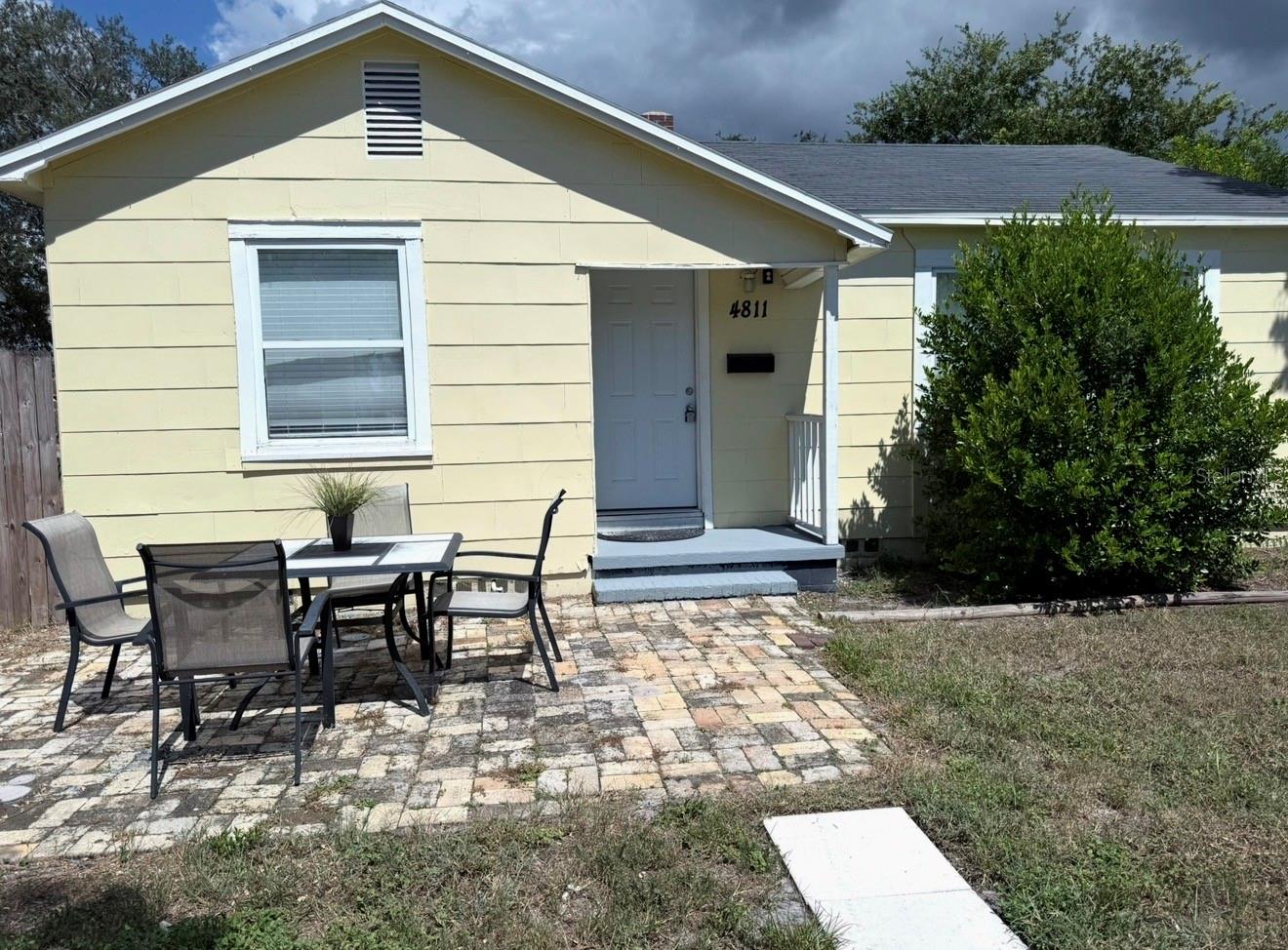4811 Emerson Ave, Saint Petersburg, FL 33711