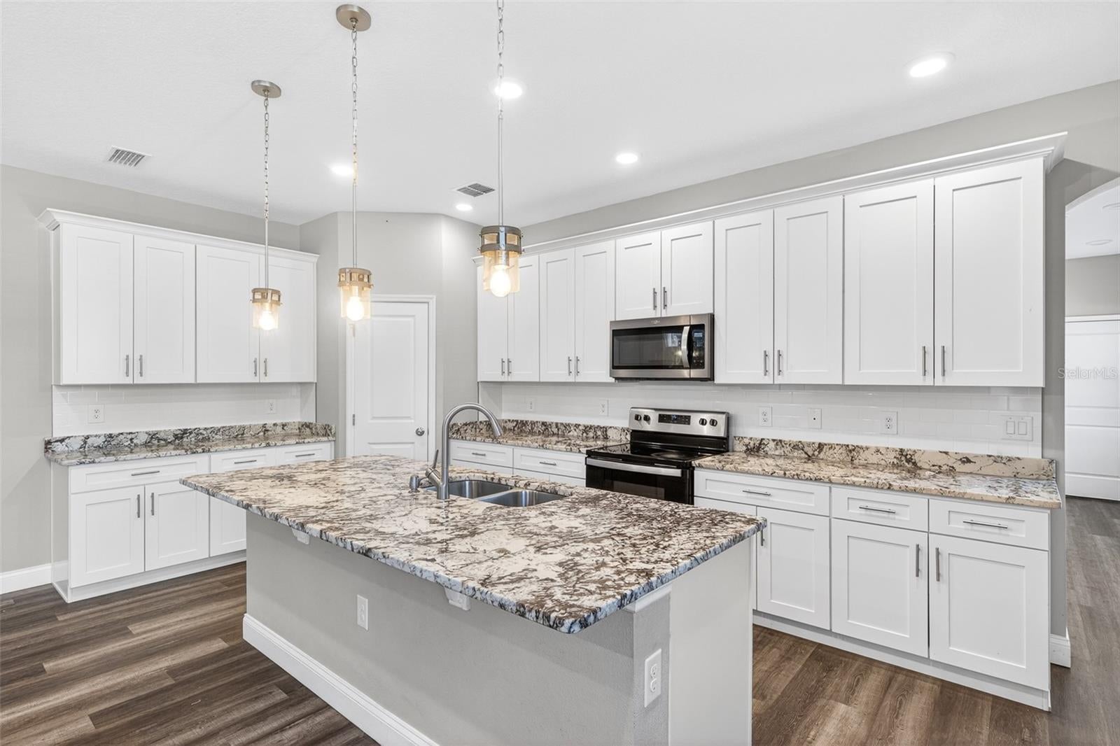 801 Pecan Ave, Sanford, FL 32771 photo