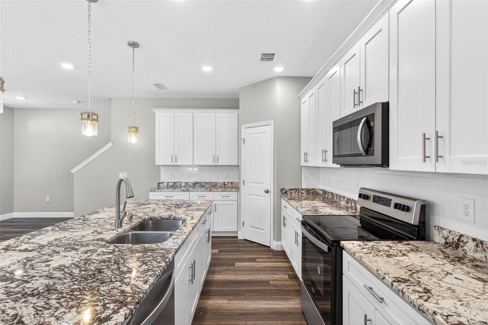 801 Pecan Ave, Sanford, FL 32771 photo