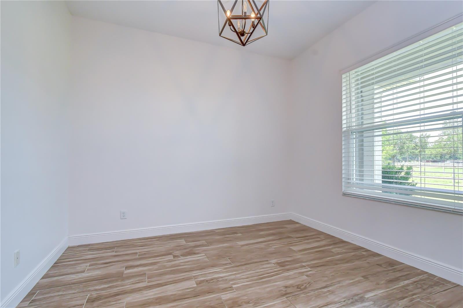 4008 Mcintosh Estates Ln, Plant City, FL 33565 photo