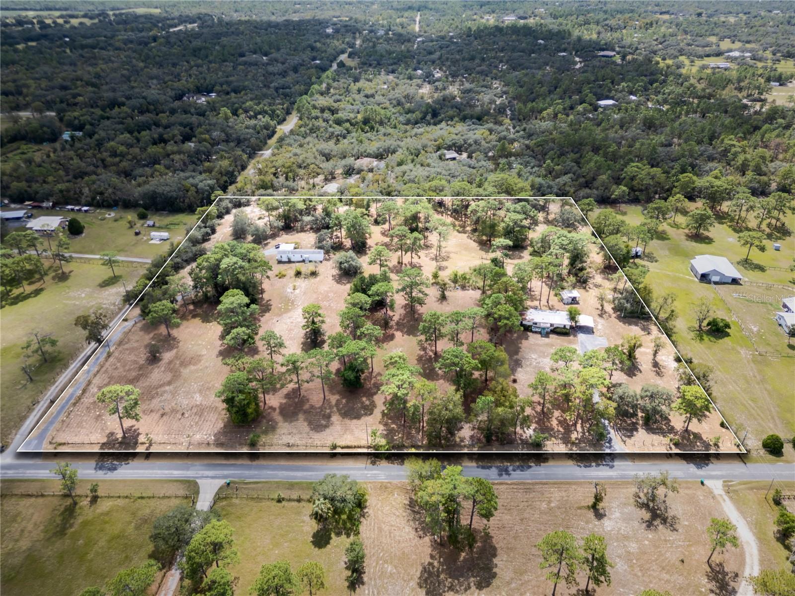 4982 Woodlawn St, Dunnellon, FL 34433