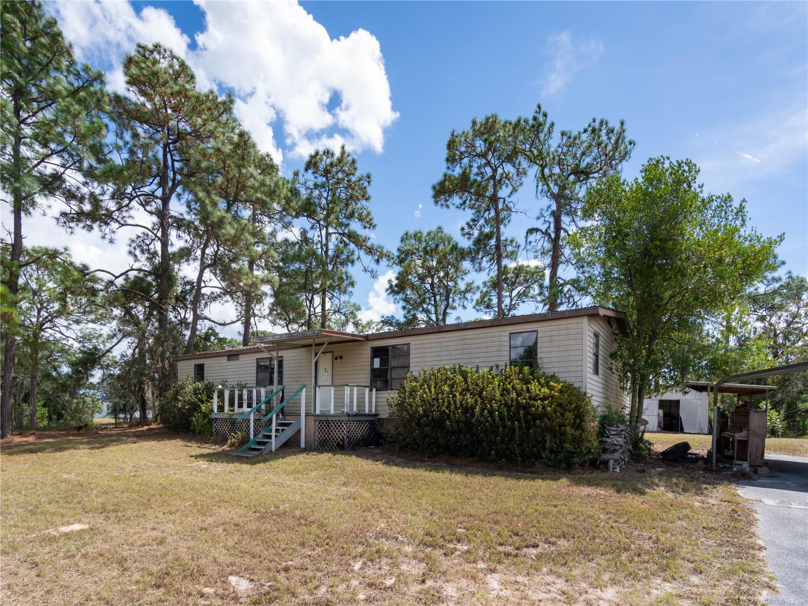 4982 W Woodlawn St, Dunnellon, FL 34433 photo