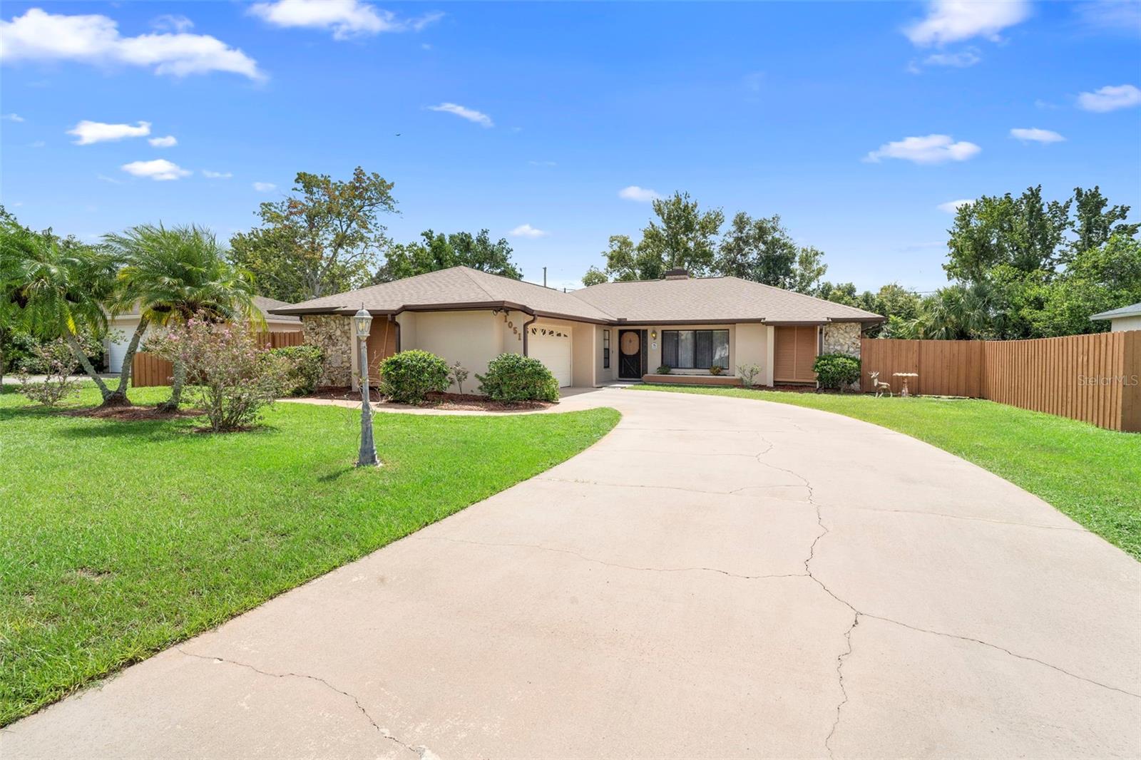 1051 Matterhorn St, Deltona, FL 32725 photo