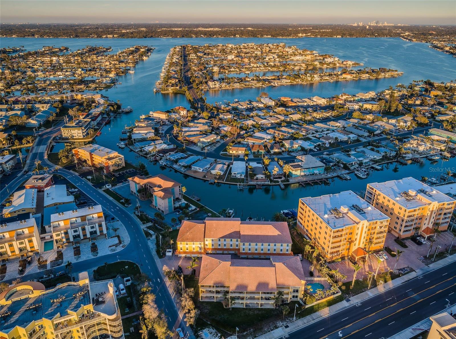 11595 Gulf Blvd #6, Treasure Island, FL 33706 photo