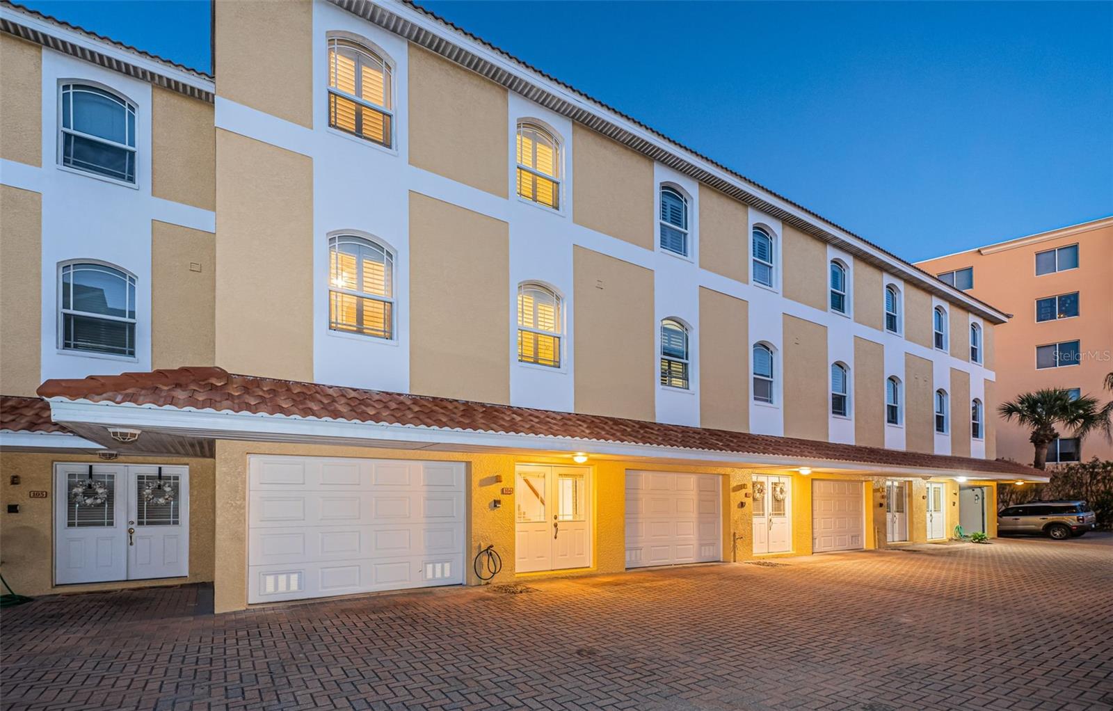 11595 Gulf Blvd #6, Treasure Island, FL 33706 photo