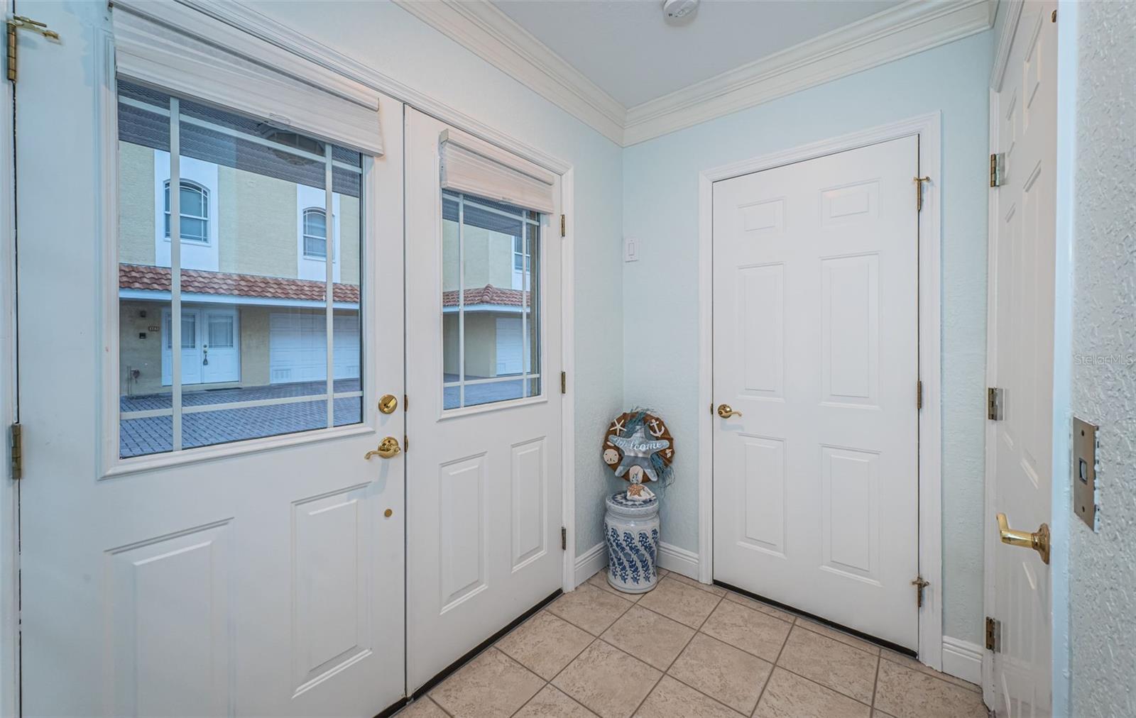 11595 Gulf Blvd #6, Treasure Island, FL 33706 photo