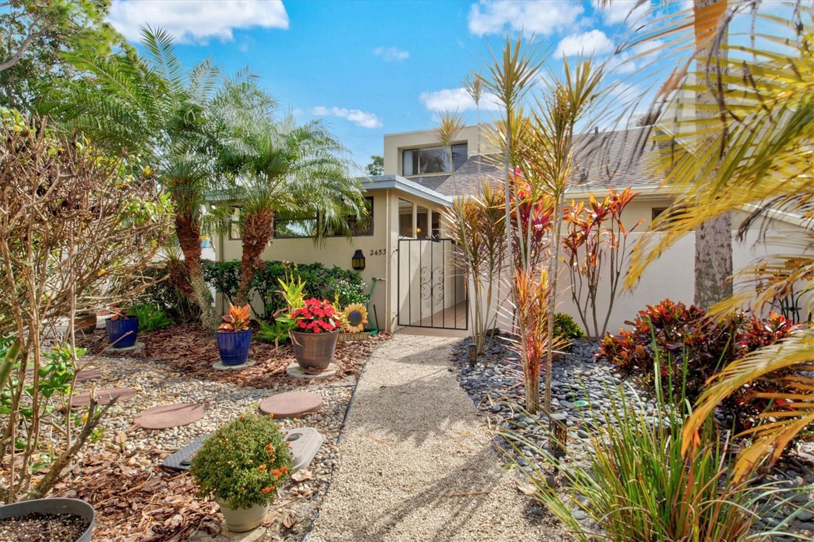 2453 Crispin Ct, Sarasota, FL 34235