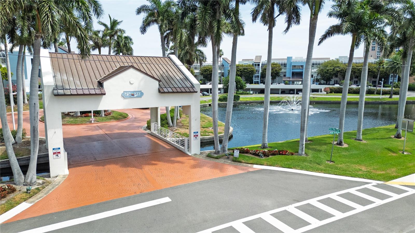 5155 Isla Key Blvd #307, Saint Petersburg, FL 33715 photo