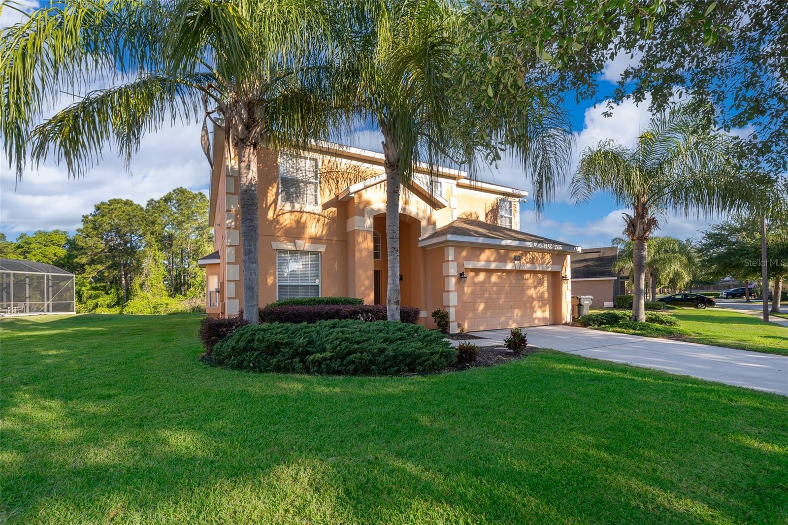 906 Orange Cosmos Blvd, Davenport, FL 33837 photo