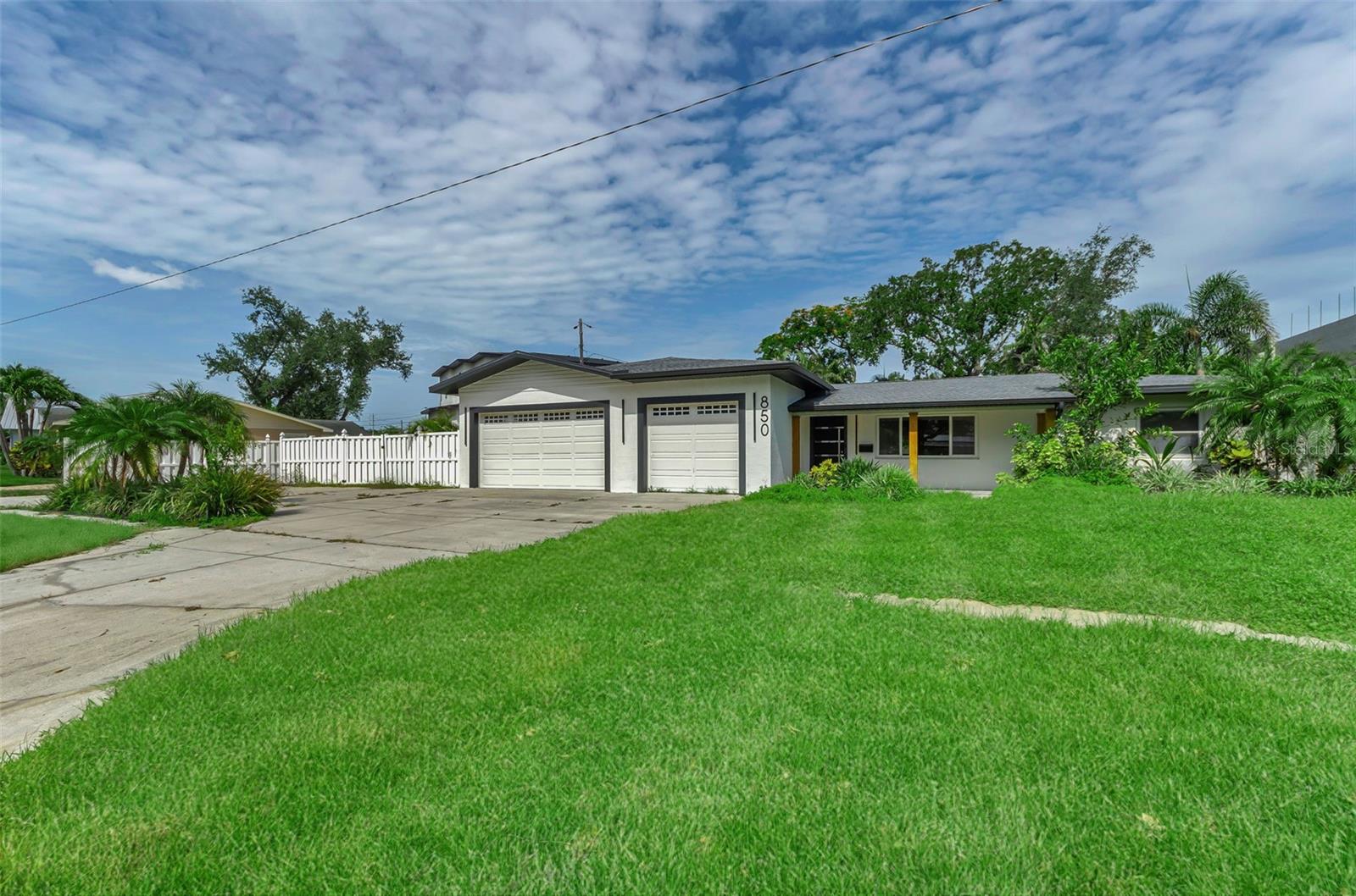 850 Rafael Blvd, Saint Petersburg, FL 33704 photo