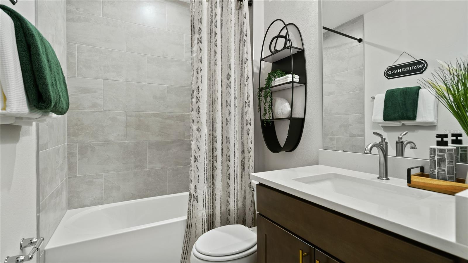 424 Liberty Bnd, Haines City, FL 33844 photo
