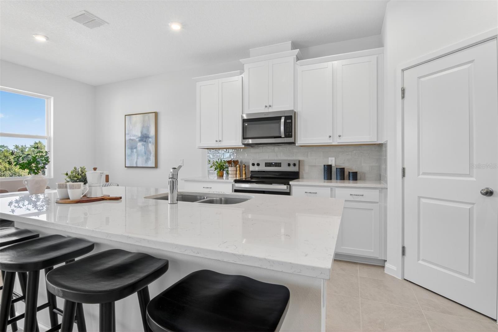 209 Long Wave Way, Groveland, FL 34736 photo