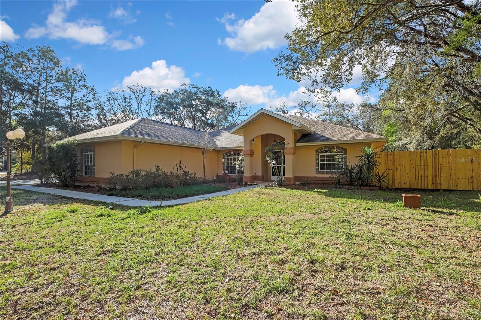 340 Savoy St, Lecanto, FL 34461