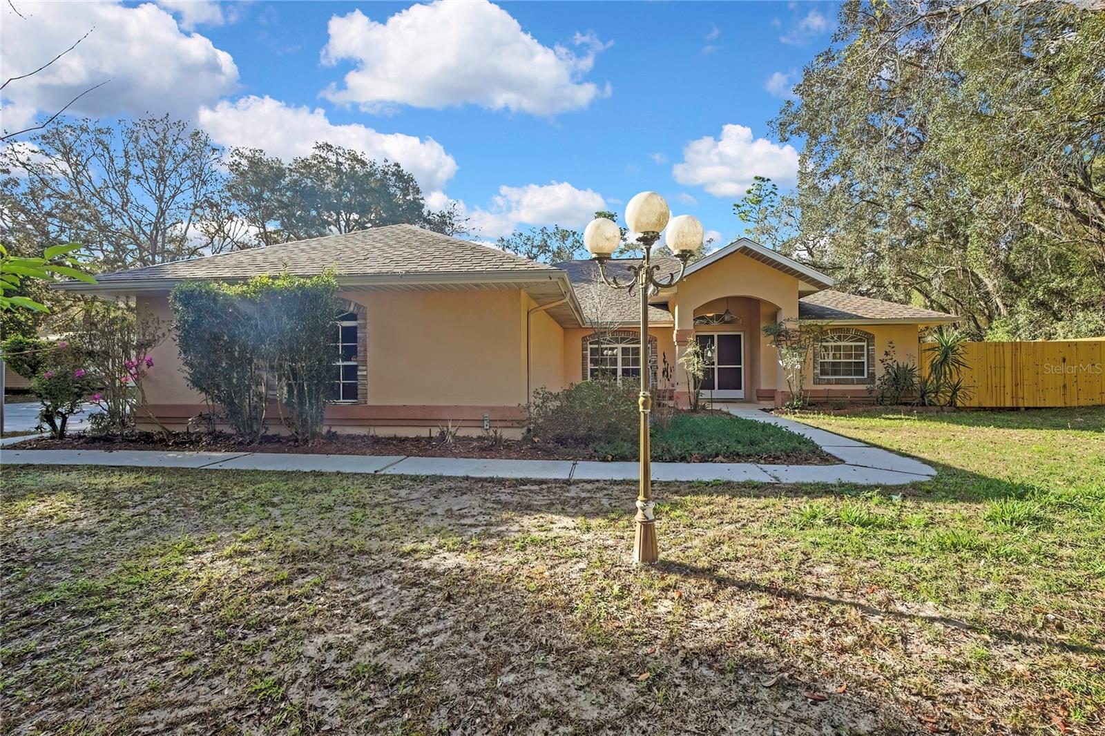 340 E Savoy St, Lecanto, FL 34461 photo