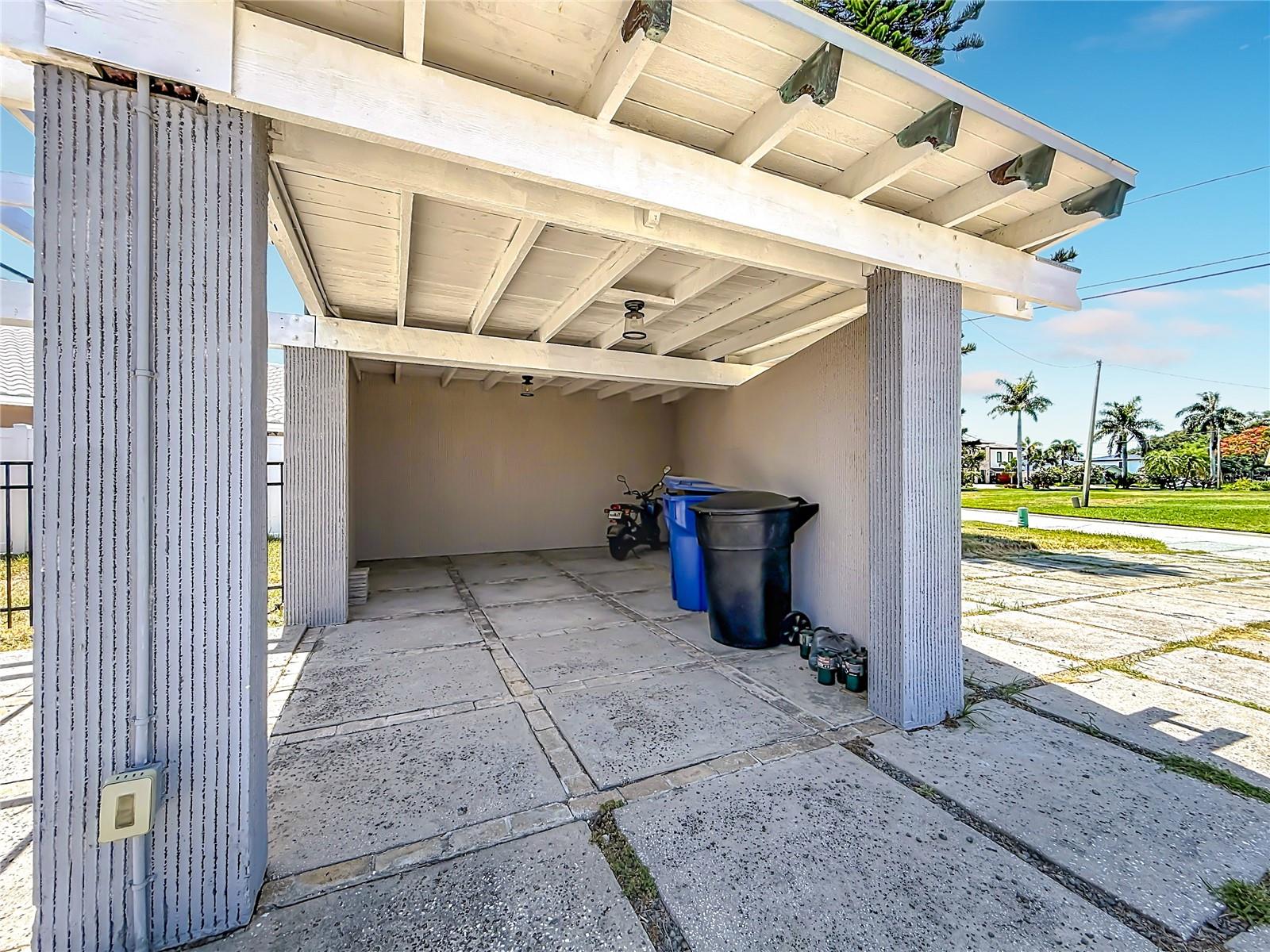 7905 11 Ave, Saint Petersburg, FL 33707 photo