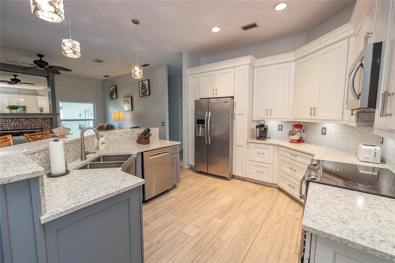 3009 Key Harbor Dr, Safety Harbor, FL 34695 photo