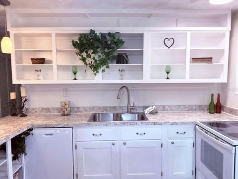 Single Family Residence in MELROSE FL 115 2ND STREET 10.jpg