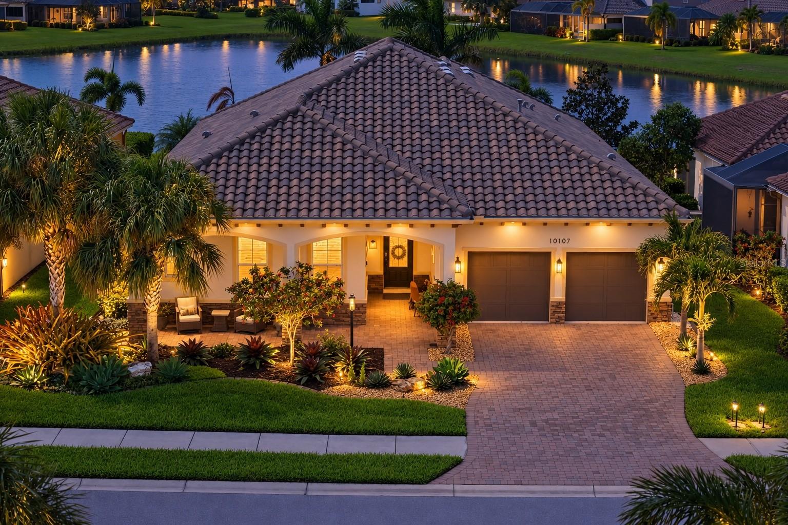 10107 Carnoustie Pl, Bradenton, FL 34211