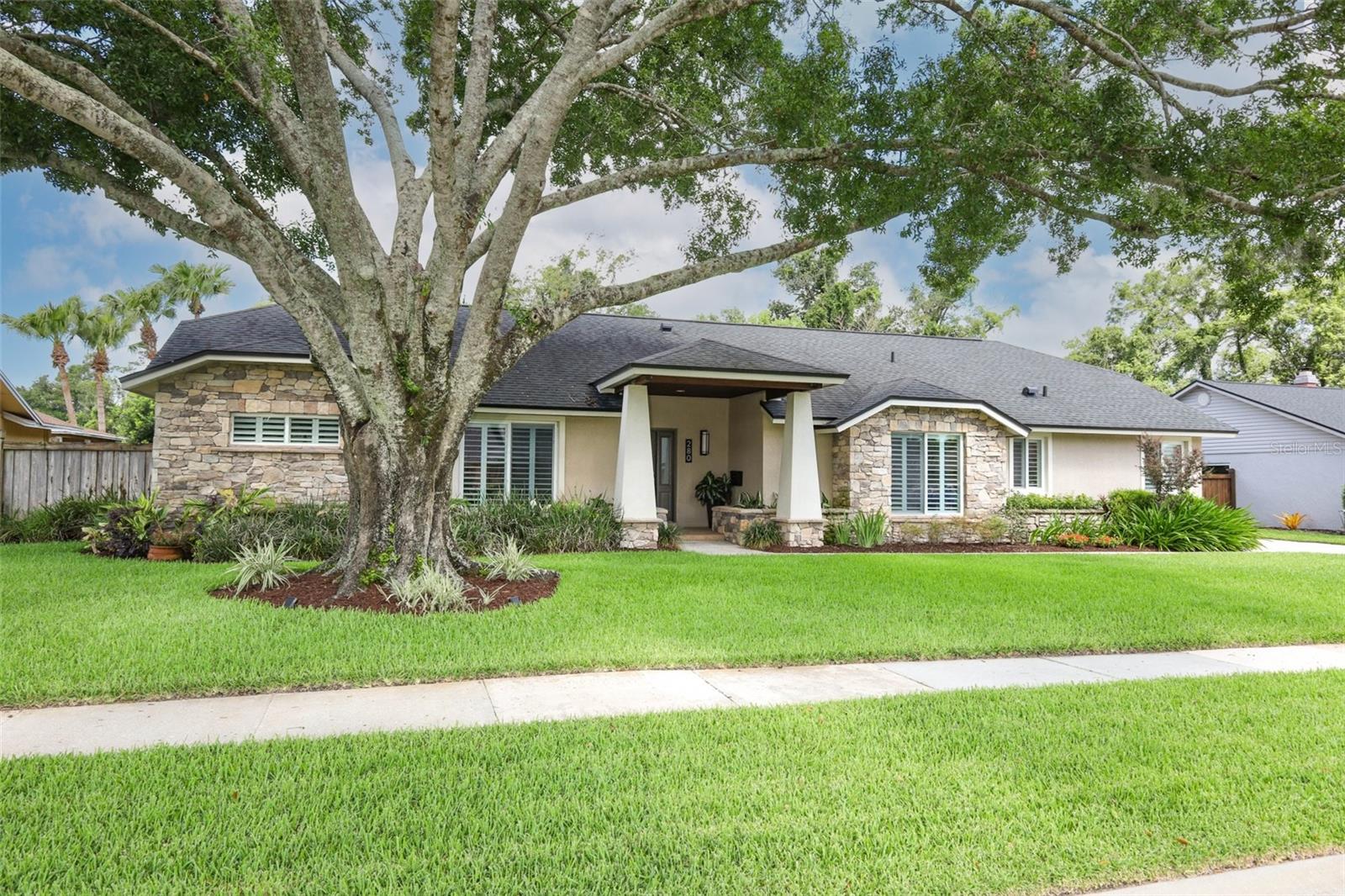 280 Spring Lake Dr, Altamonte Springs, FL 32714