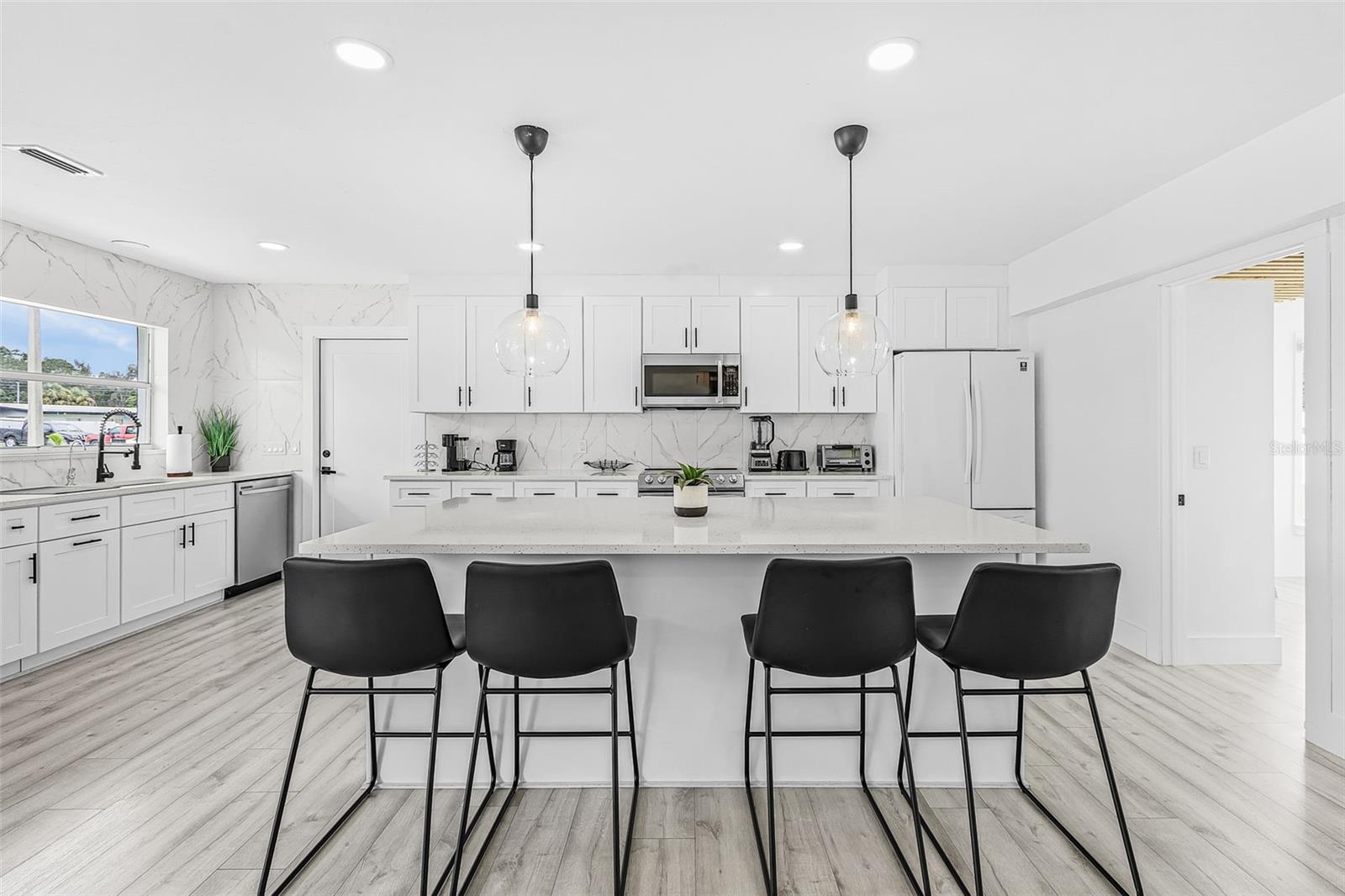 3856 Monica Pkwy, Sarasota, FL 34235 photo