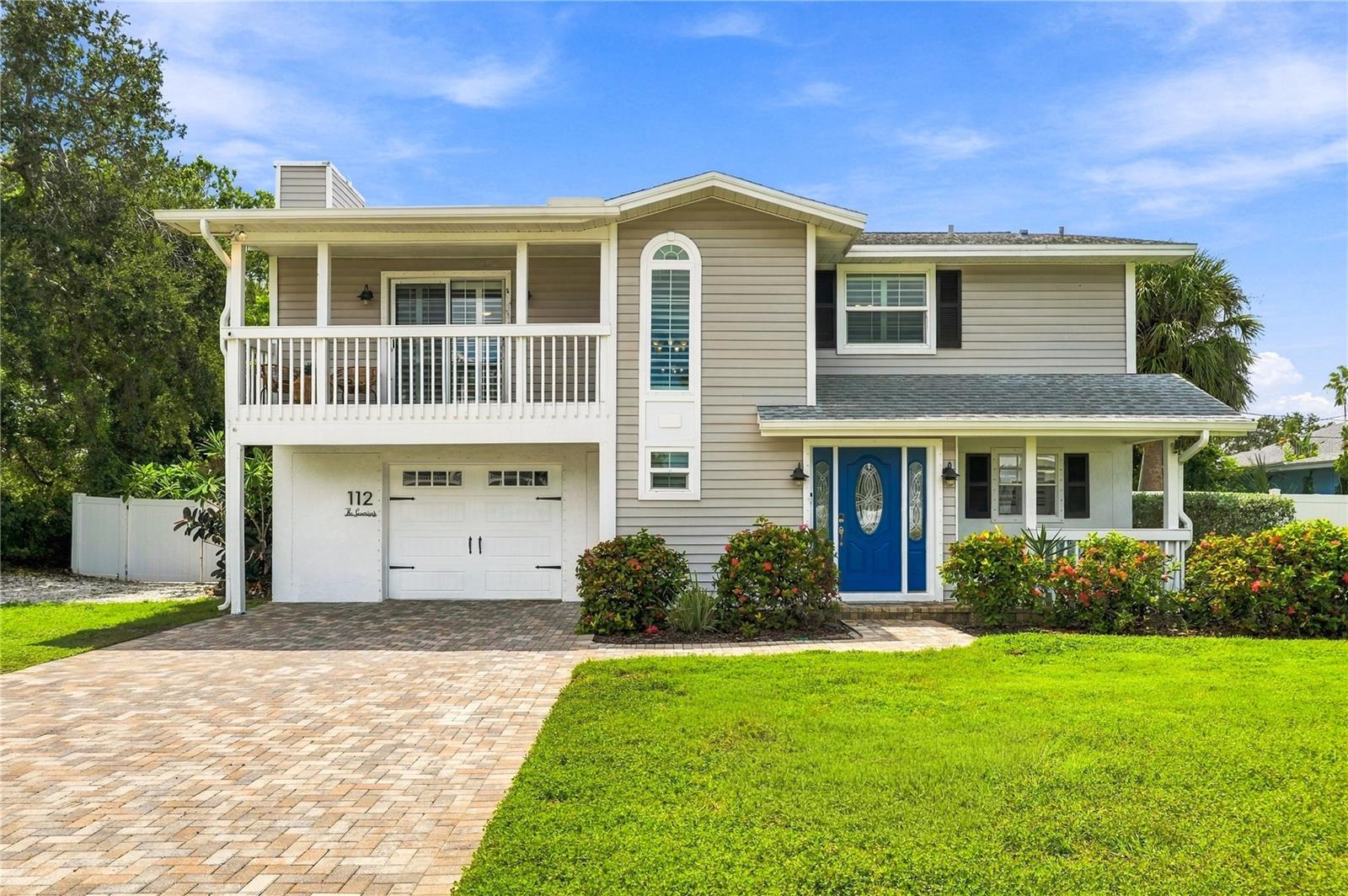 112 6 St, Belleair Beach, FL 33786