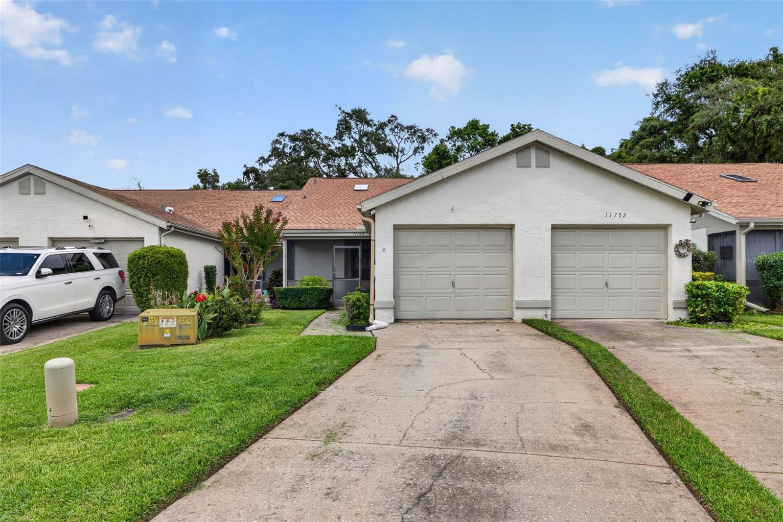 11754 Spring Tree Ln, Port Richey, FL 34668 photo