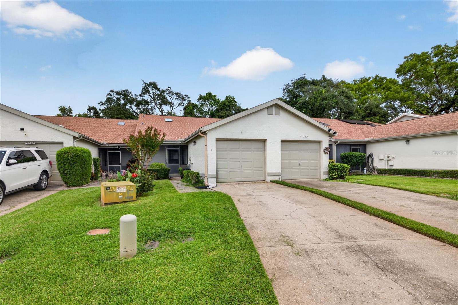 11754 Spring Tree Ln, Port Richey, FL 34668 photo