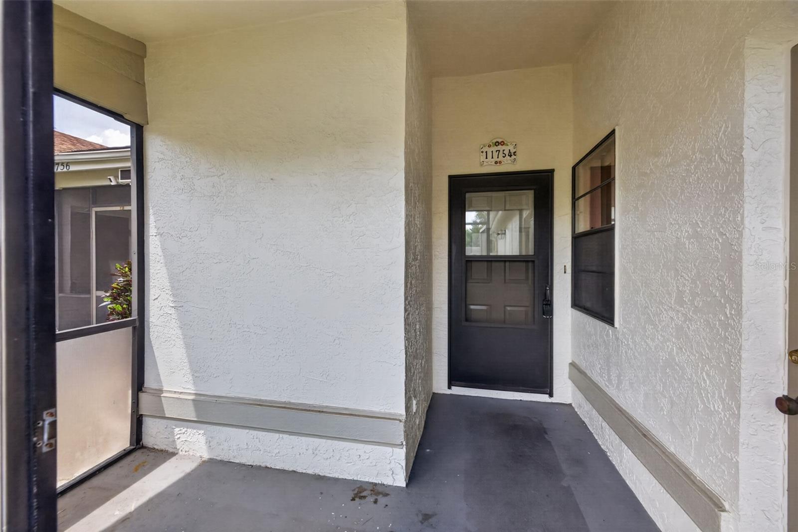 11754 Spring Tree Ln, Port Richey, FL 34668 photo