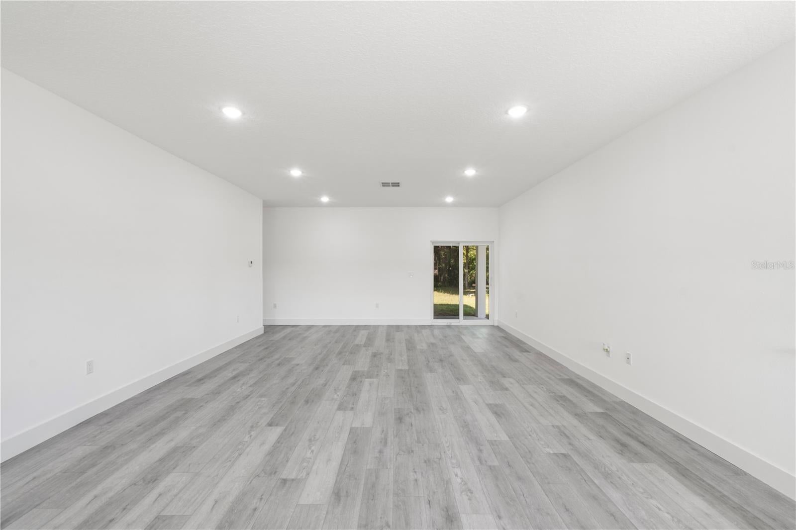 820 E Desoto St, Clermont, FL 34711 photo