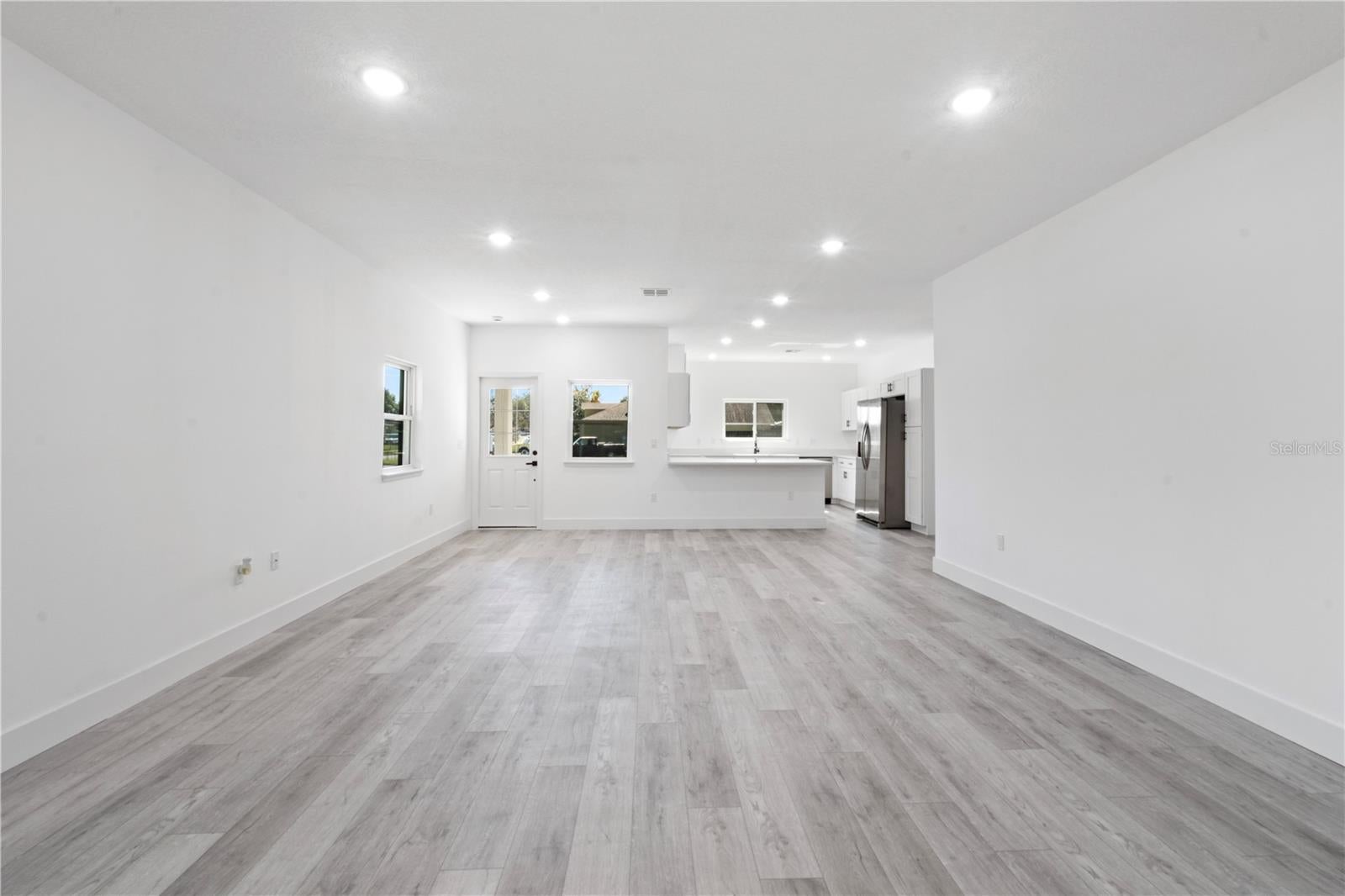 820 E Desoto St, Clermont, FL 34711 photo