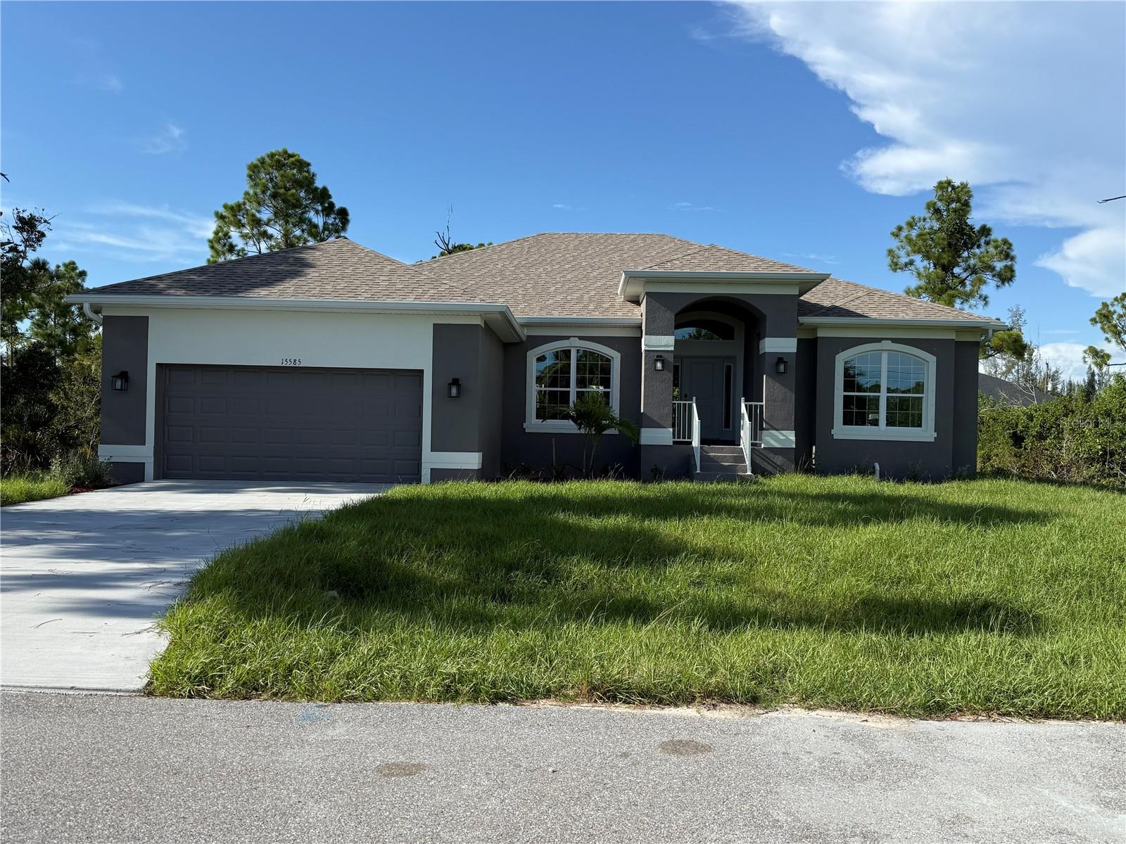 15585 Aldama Cir, Port Charlotte, FL 33981