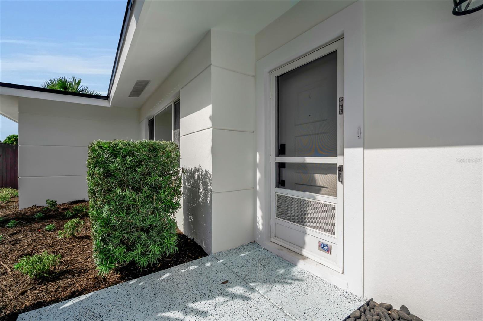 2769 Wisteria Pl, Sarasota, FL 34239 photo