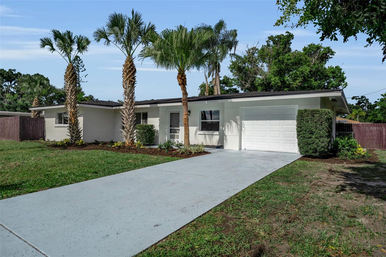 2769 Wisteria Pl, Sarasota, FL 34239 photo