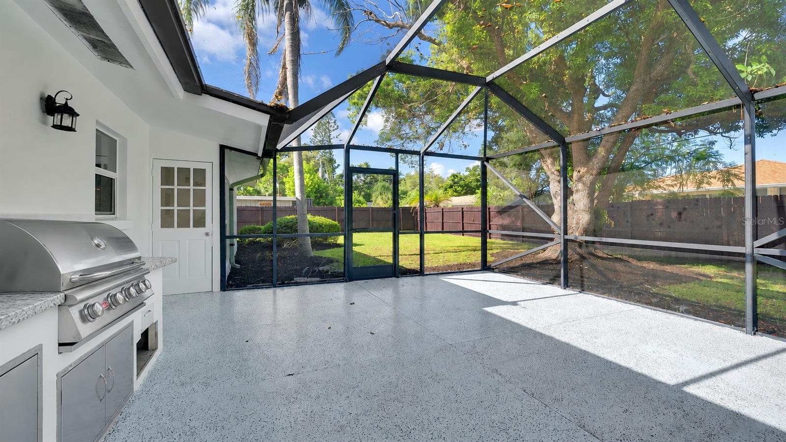 2769 Wisteria Pl, Sarasota, FL 34239 photo