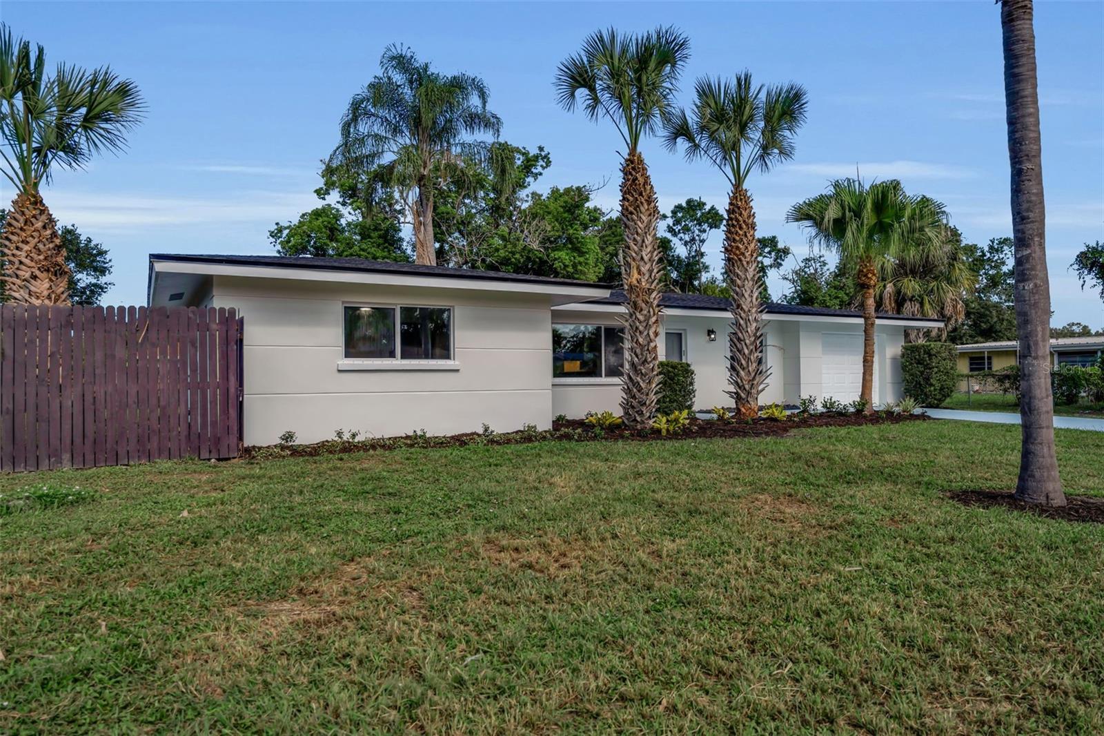 2769 Wisteria Pl, Sarasota, FL 34239 photo