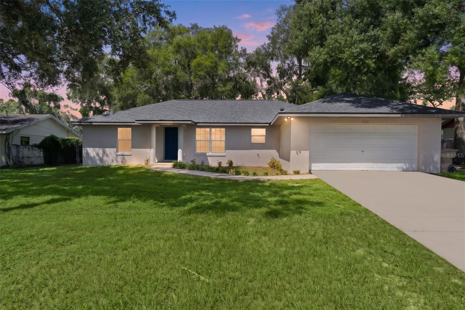 36127 Pine Tree St, Fruitland Park, FL 34731
