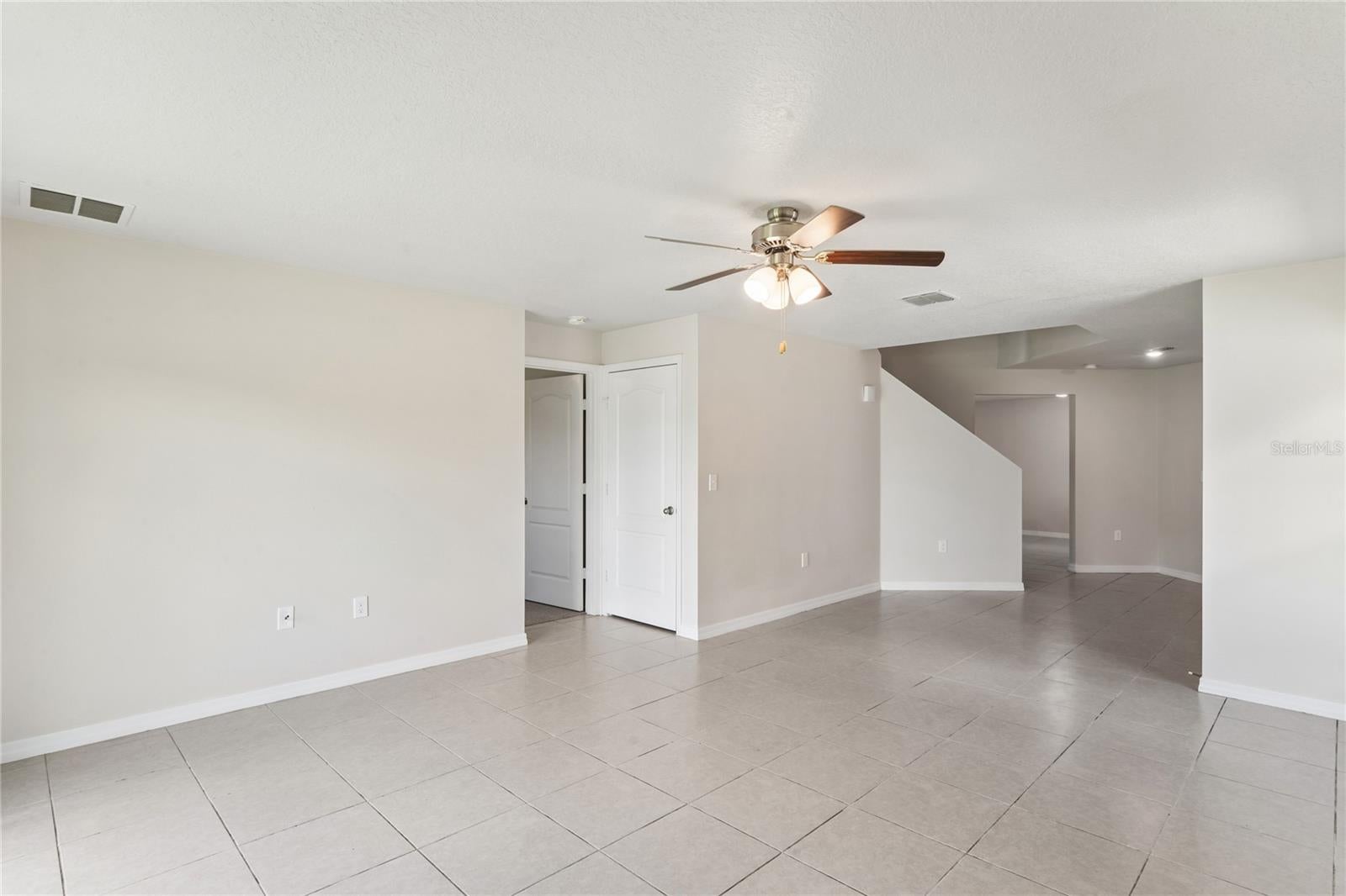 2427 Caspian Dr, Lakeland, FL 33805 photo