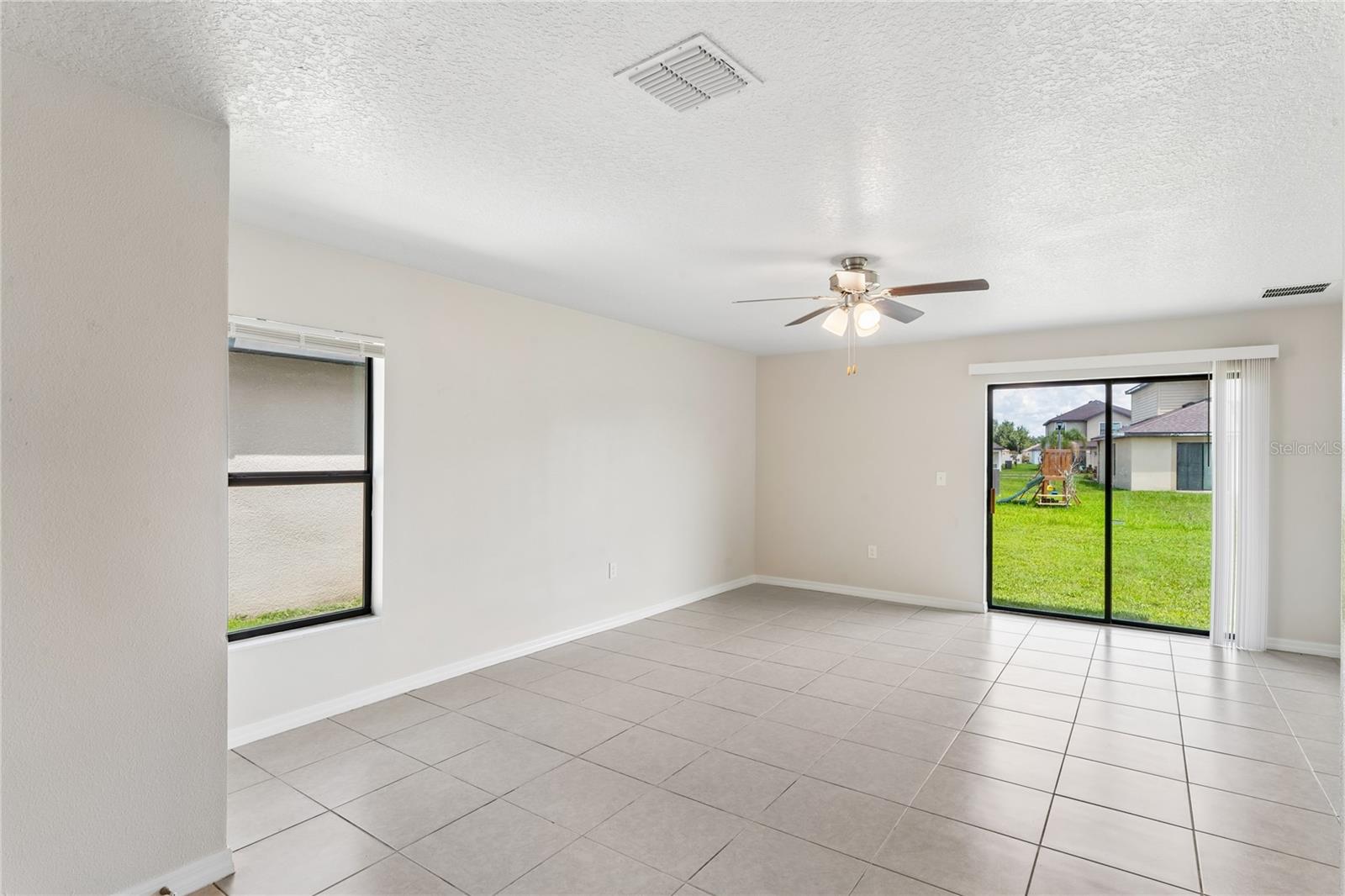 2427 Caspian Dr, Lakeland, FL 33805 photo
