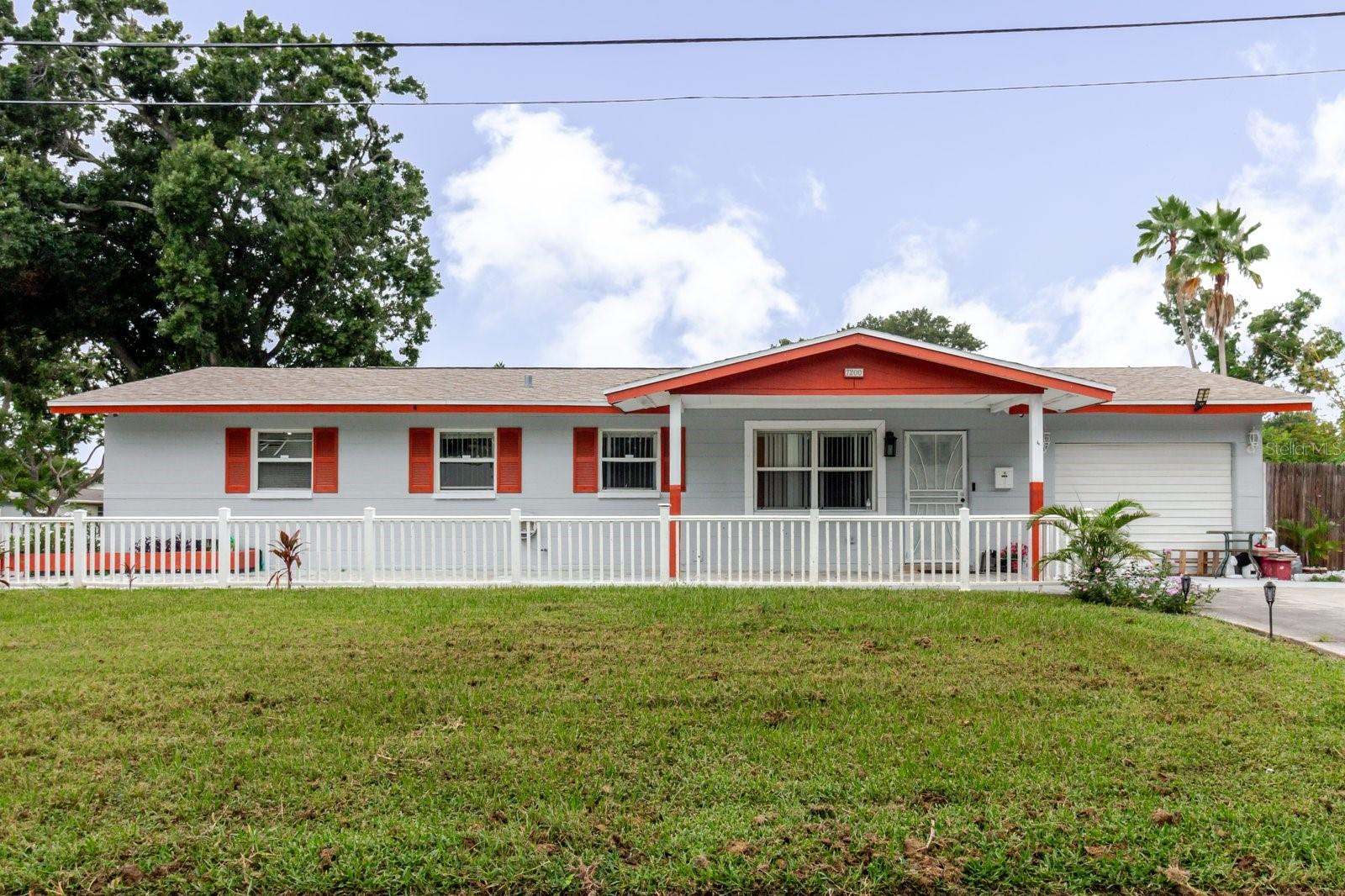 7200 8 St, Saint Petersburg, FL 33702 photo