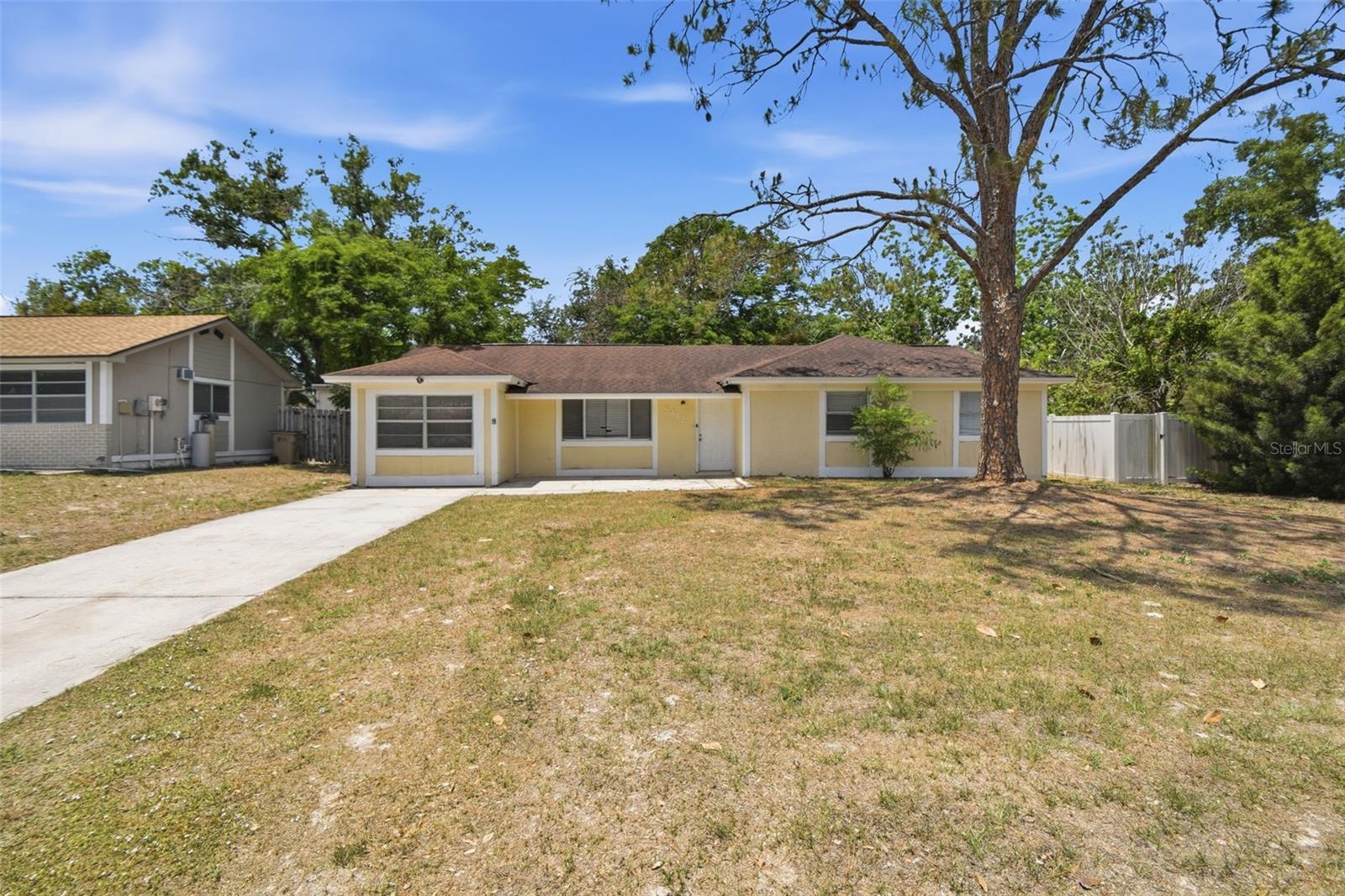 8412 Renald Blvd, Tampa, FL 33637