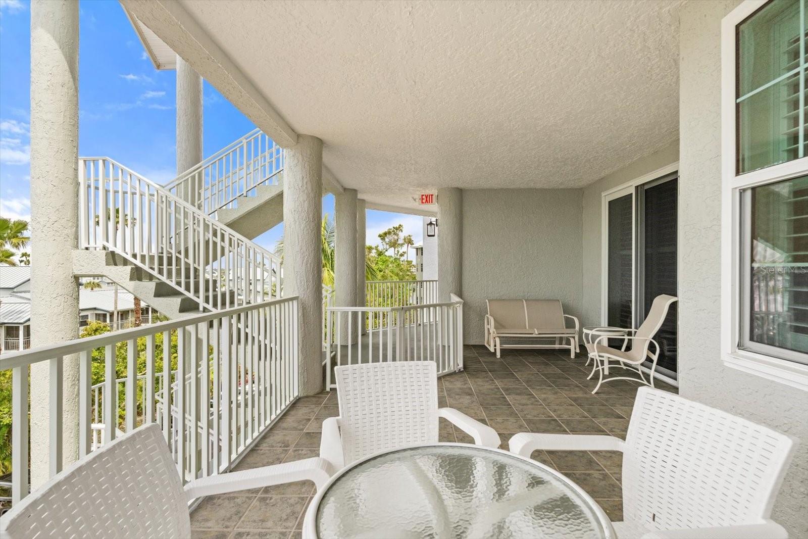 1260 Dolphin Bay Way #404, Sarasota, FL 34242 photo